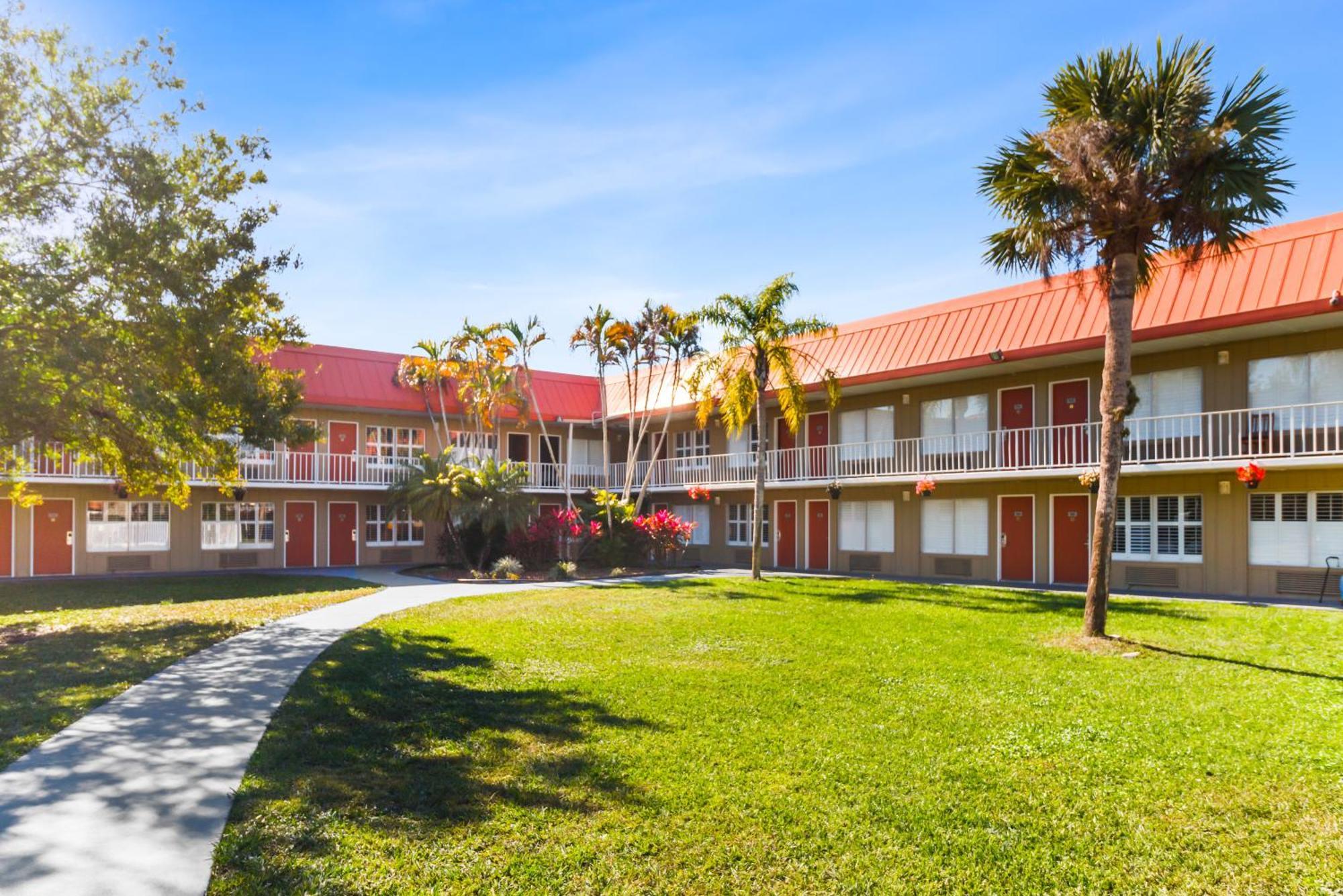 Vero Beach Inn & Suites Vero Beach I-95 (Adults Only) Kültér fotó
